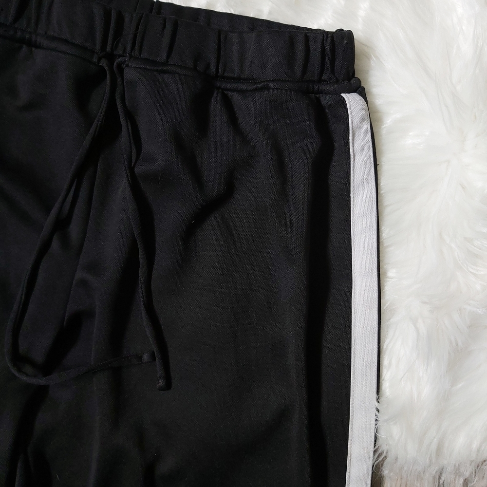 BUM Equipment black joggers sweatpants - Picture 4 of 8